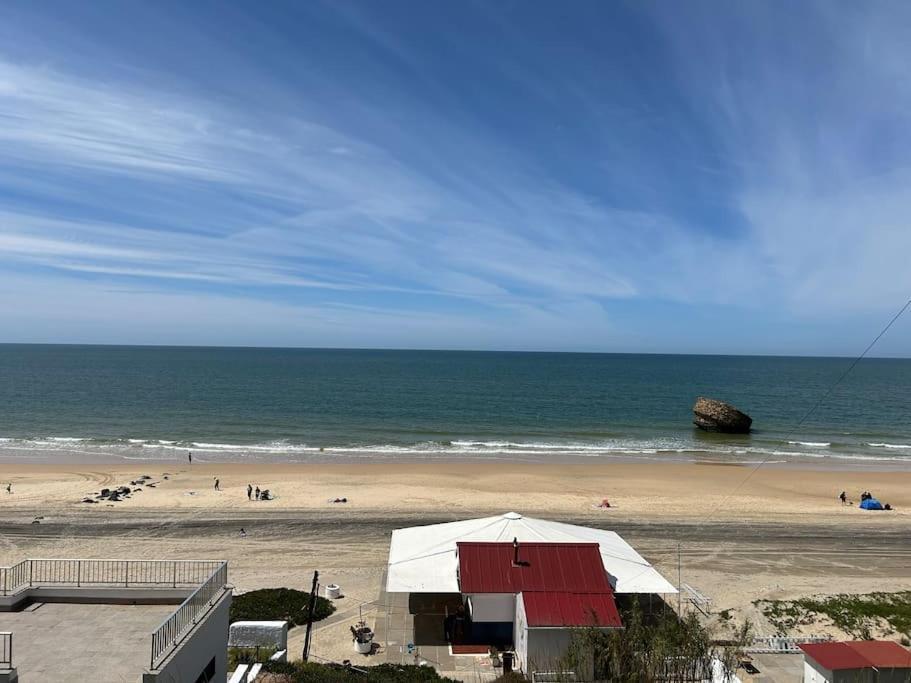 Апартаменты Hispalis Playa De Маталасканьас Экстерьер фото