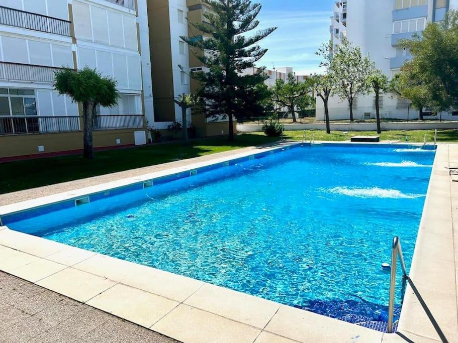 Апартаменты Hispalis Playa De Маталасканьас Экстерьер фото